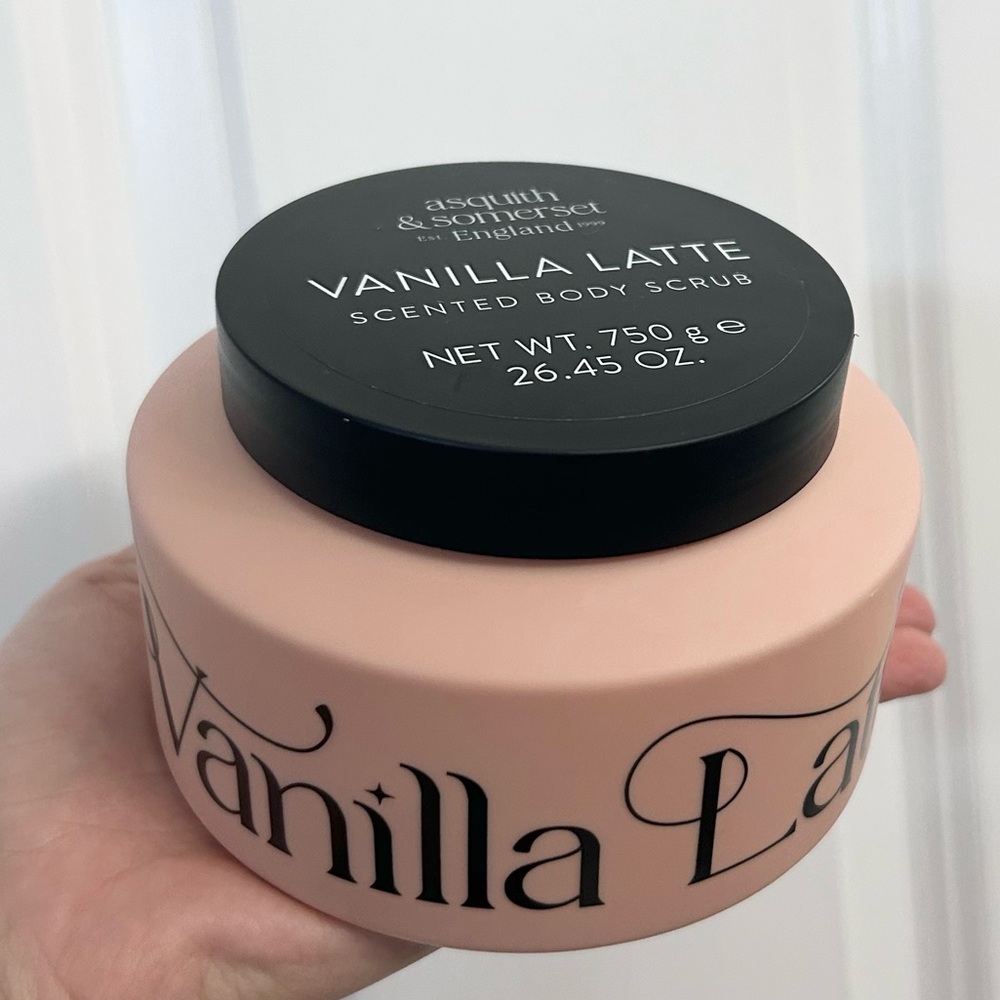 Vanilla Latte Scented Body Scrub